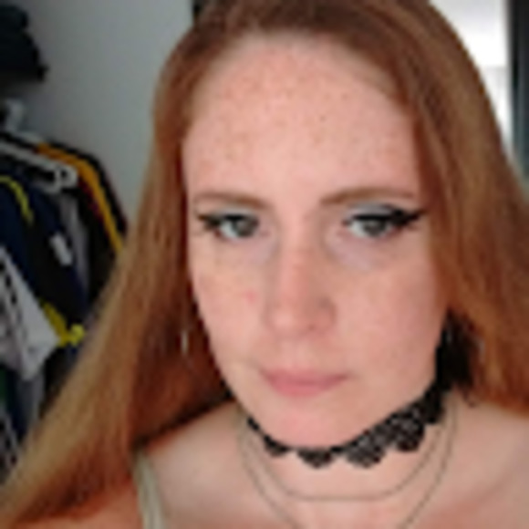 Meet your Posher, Amber - Picture 1 of 1